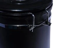 KoffieCanners Koffie Bewaarbus Luchtdicht Met CO2 Uitlaat Voor 600 Gram - Koffieblik Matzwart -Koffie Promotie Winkel 1200x796 1