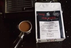 Italiano Espresso Honey Process Vietnamese Koffiebonen Aanbieding 250g GAIA Cafe 19 Italiano Espresso Honey Process Vietnamese Koffiebonen Aanbieding 250g GAIA Cafe -Koffie Promotie Winkel 1200x800 11