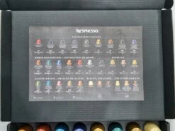 Koffie Proeverij Pakket Groot 40 Stuks Verschillende Smaken Met Mystery Card 'Get Well Soon' Met Persoonlijke (video) Boodschap | Verjaardag | Sinterklaas | Kerstpakket | Vaderdag | Moederdag | Jubileum | Valentijnsdag -Koffie Promotie Winkel 1200x899 1